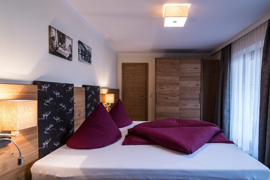 Haus Hochland Otel Tux Dış mekan fotoğraf