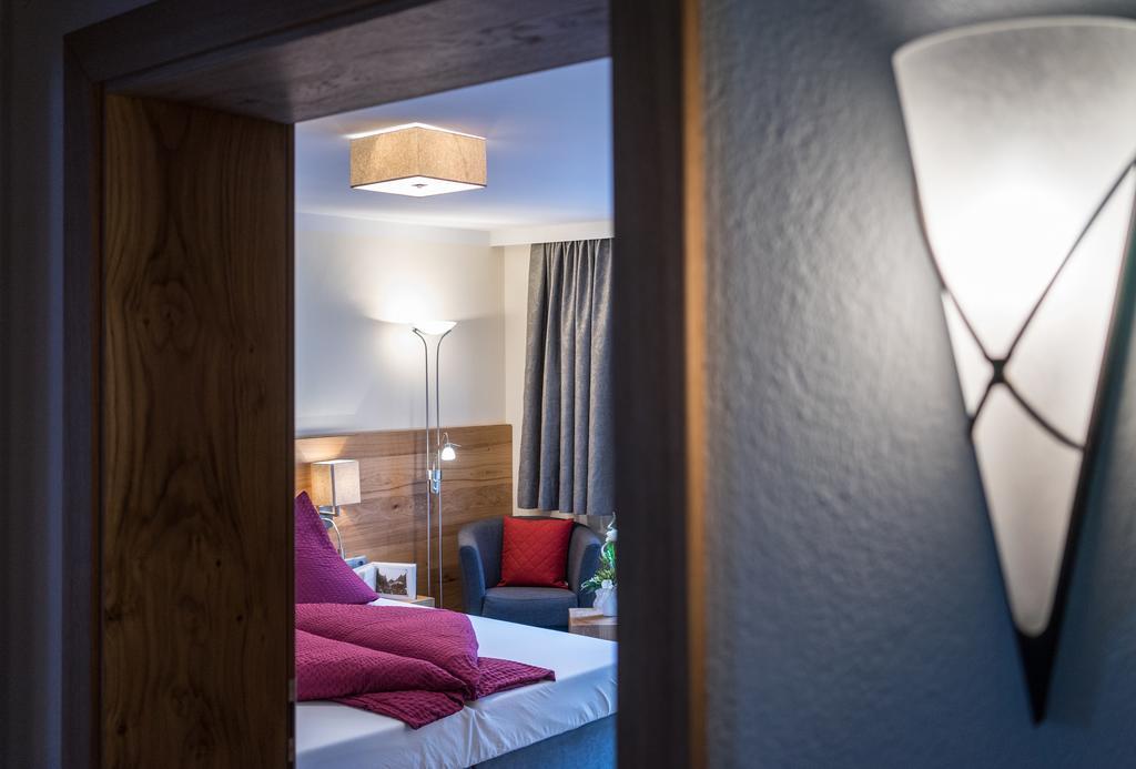 Haus Hochland Otel Tux Dış mekan fotoğraf