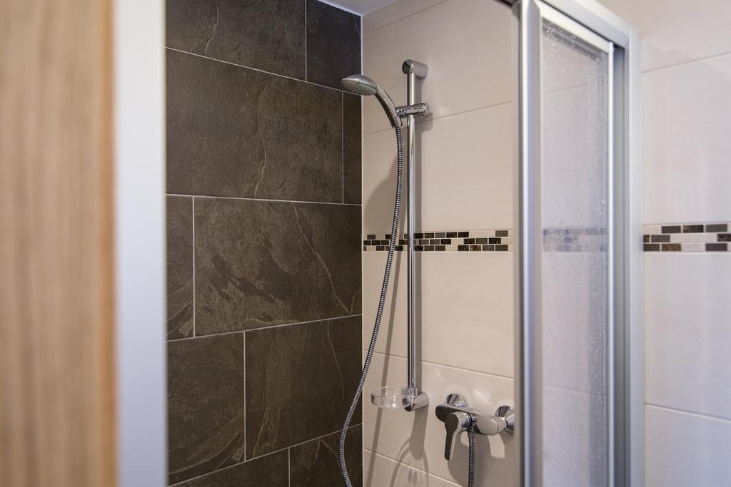 Haus Hochland Otel Tux Dış mekan fotoğraf